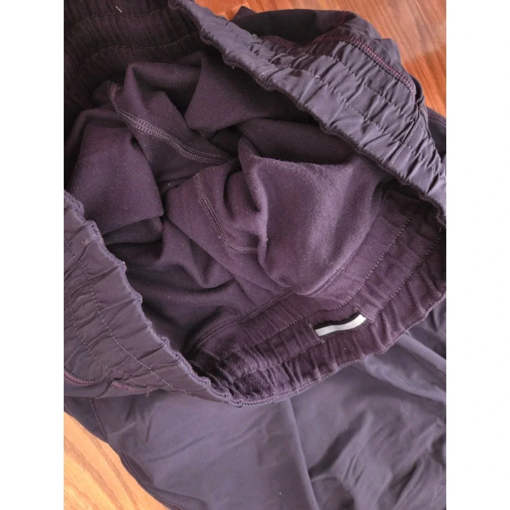 Lululemon Athletica‎ Navy Blue Yoga Pants Athletic Activewear Size 4 LW5721S